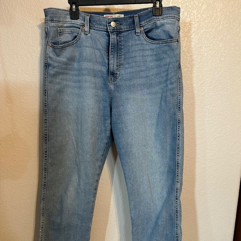 Women’s jeans